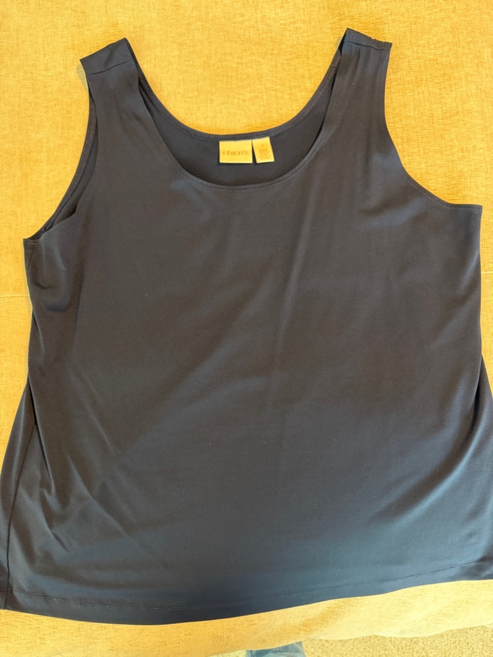 Women's Black Scoop Neck Tank Top - Unbranded